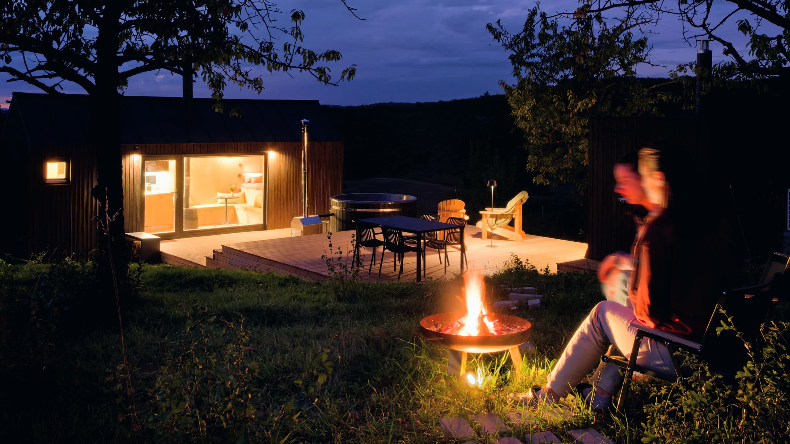 Esti pillanat a NestOff dézsafürdőjénél